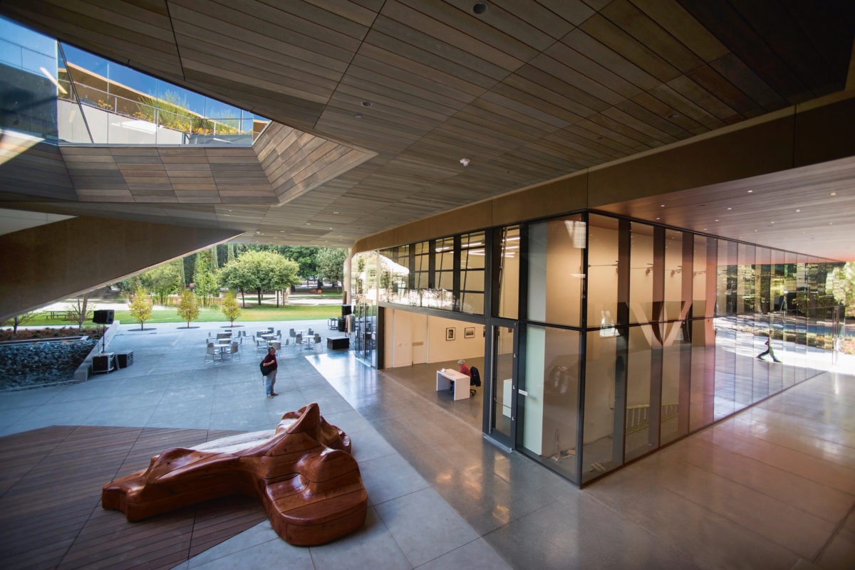McMurtry Art and Art History Building